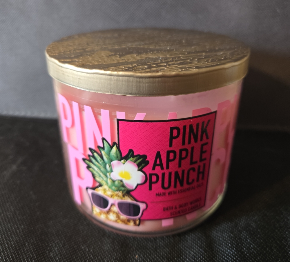 New Bath & Body Works Pink Apple Punch Candle